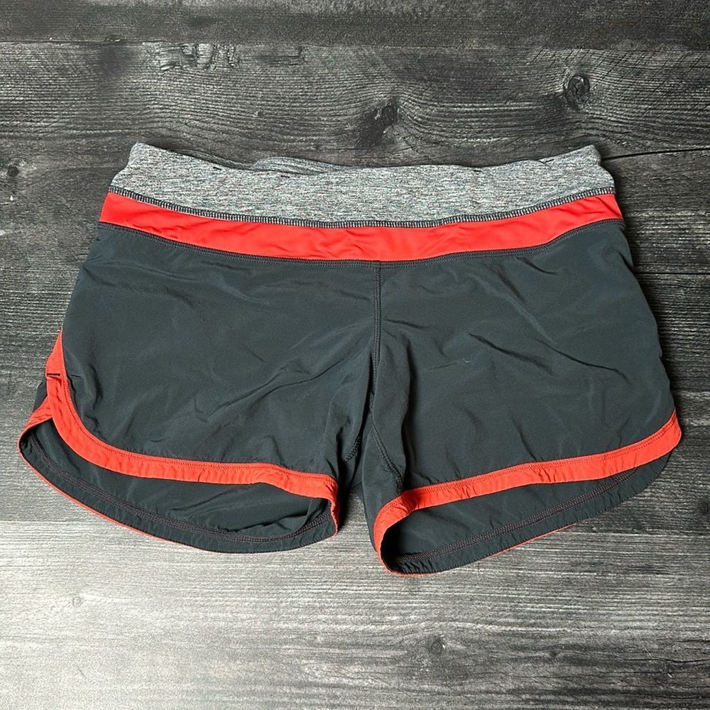 Lululemon shorts size 6